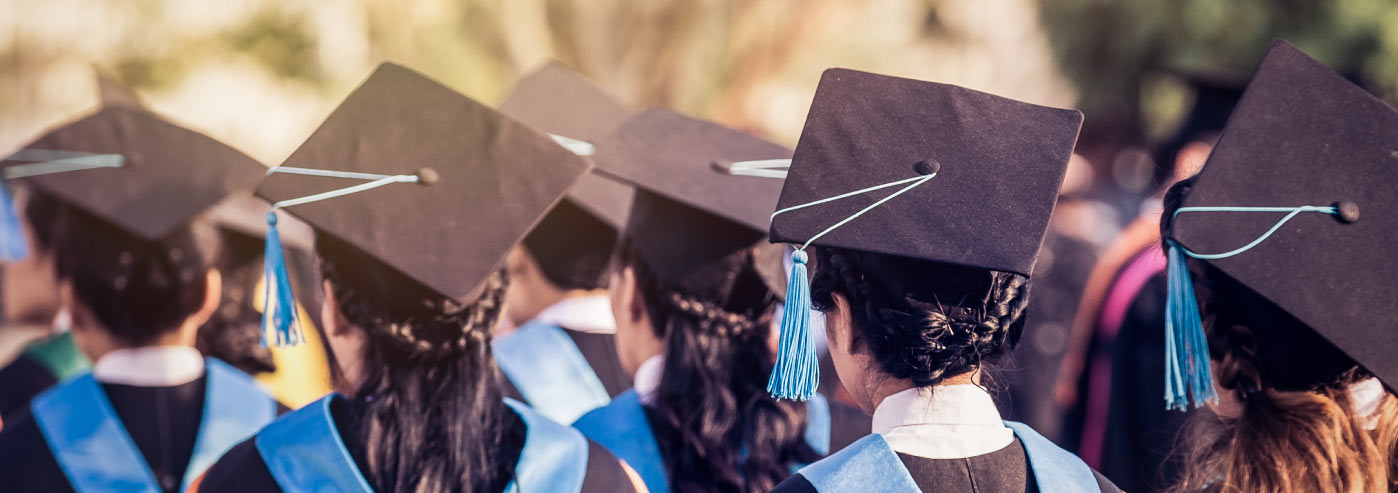 Graduation Gift Etiquette: Tips and Ideas