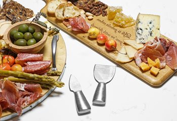How To Build The Perfect Charcuterie Board