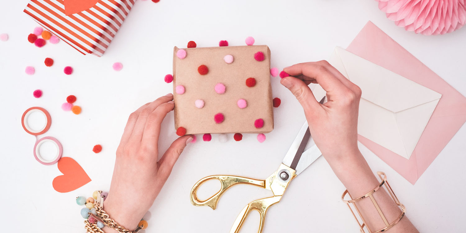 50 Long Distance Relationships Gifts For Your Sweetie
