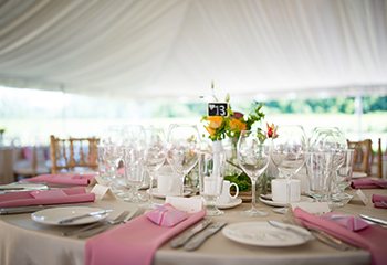 How to RSVP: Etiquette and Message Ideas