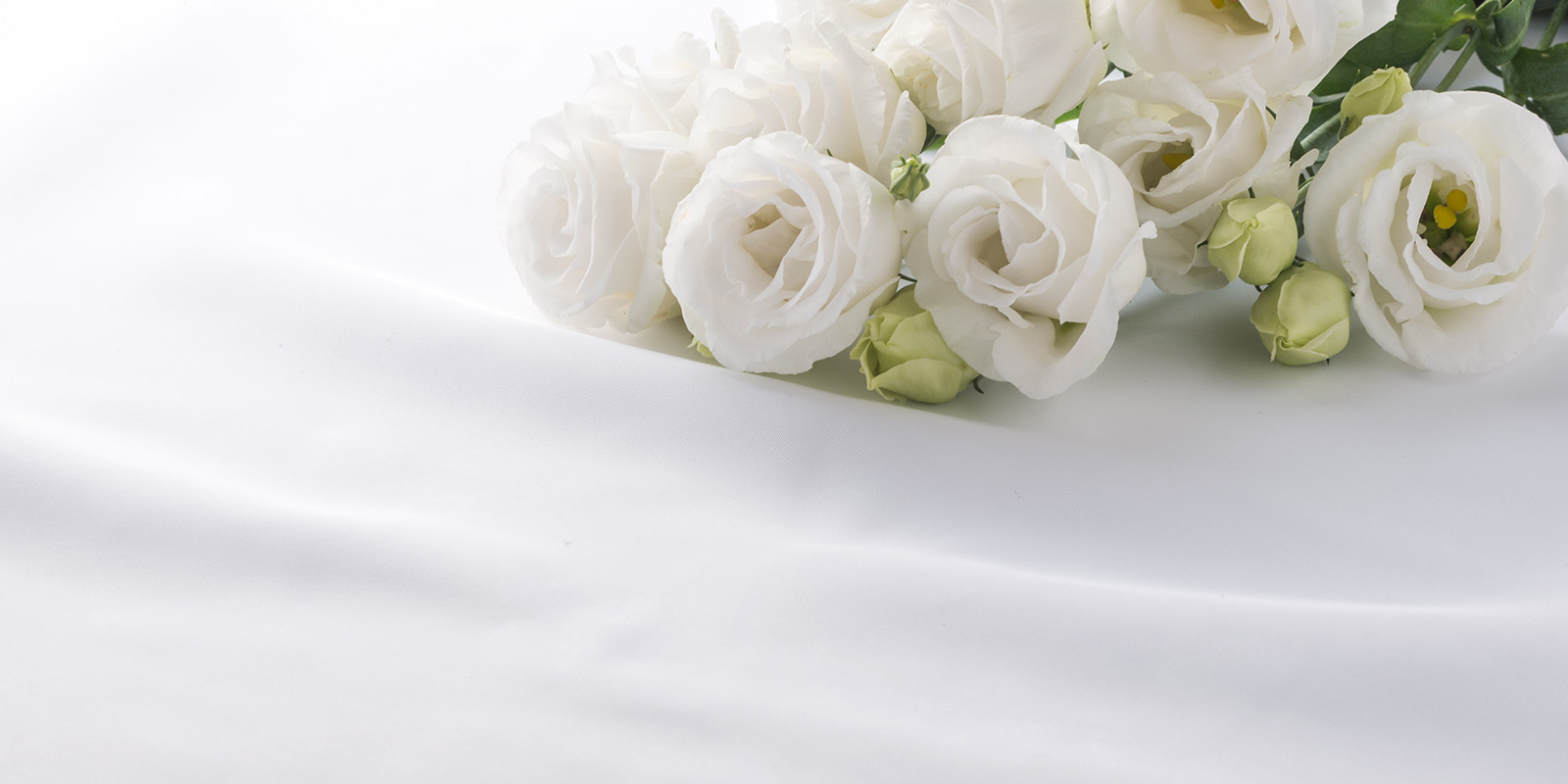 16 Funeral Favors and Mementos to Remember a Loved One