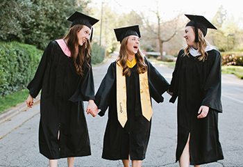 Graduation Party Etiquette and Tips