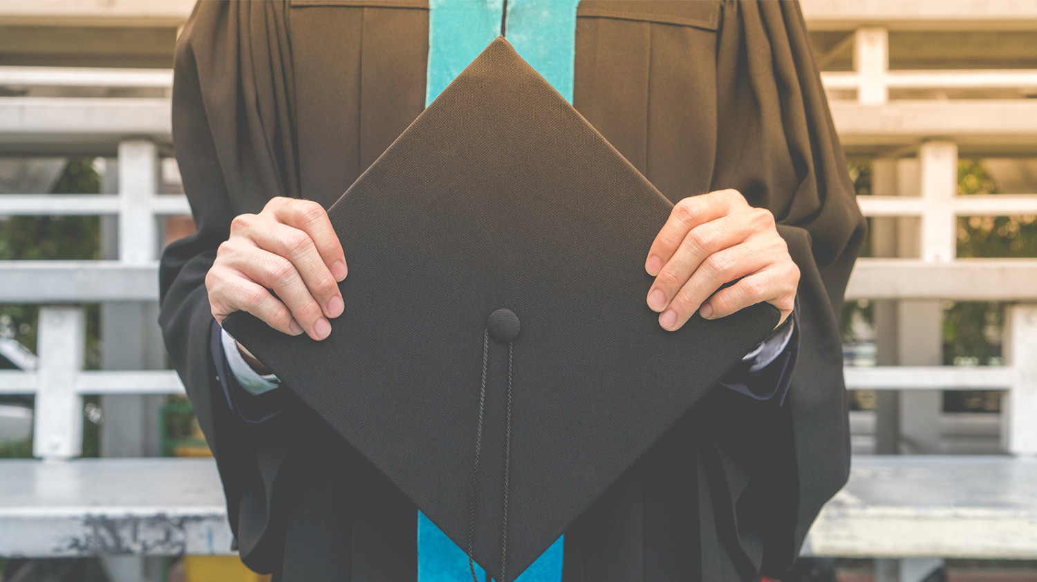 115 Graduation Quotes and Sayings to Inspire