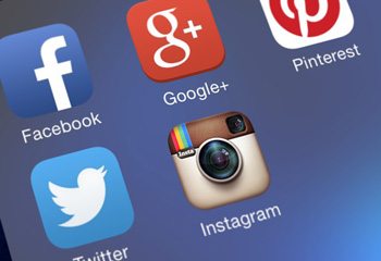 The Busy Mom’s Guide to Social Media