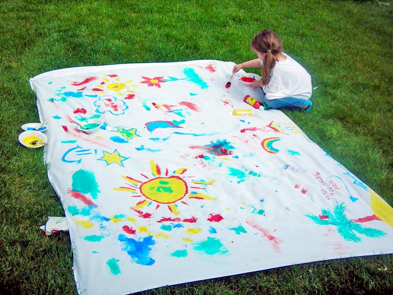 art-on-the-lawn-brightened