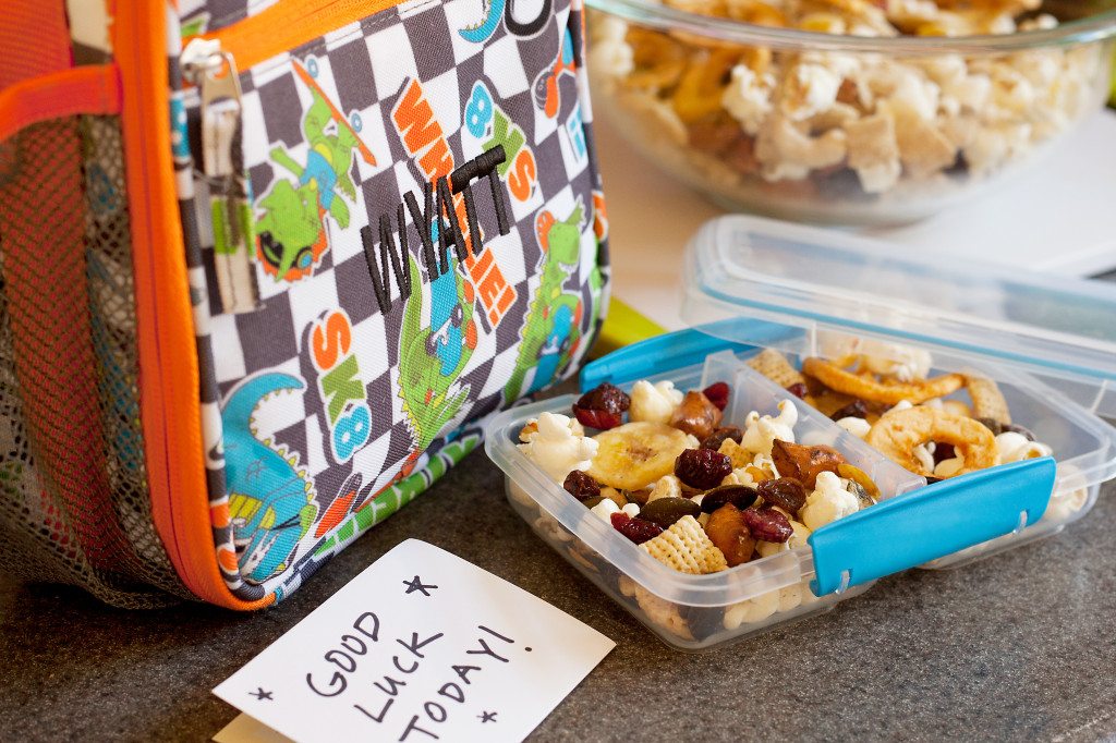 MVP-sports-snacks-fruit-and-nut-mix