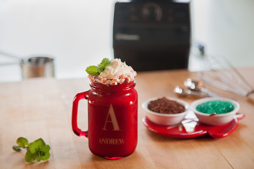Hot chcolate in a red mason jar mug