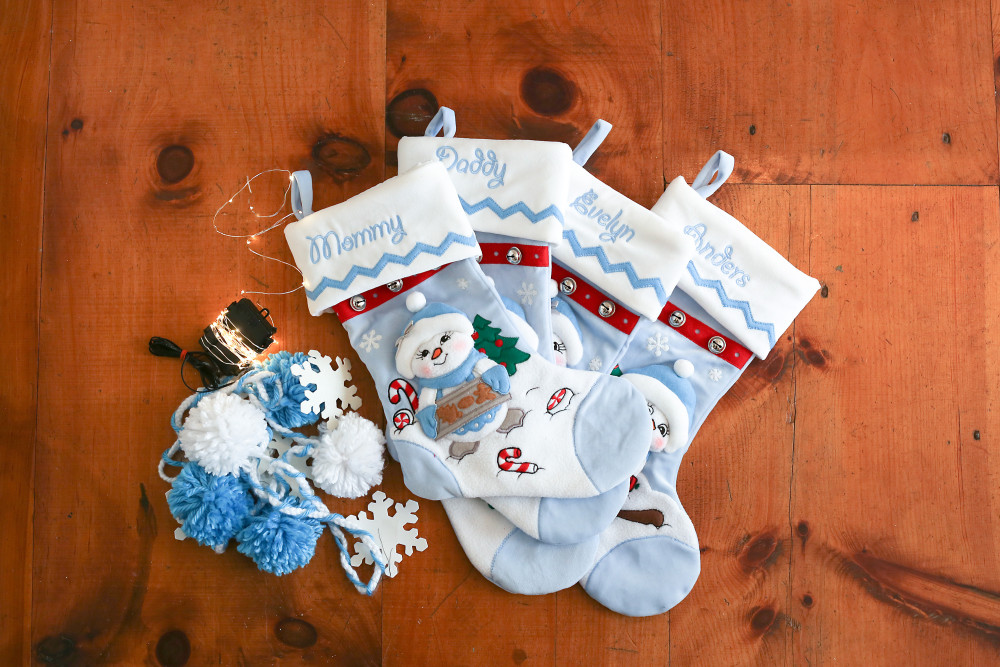 Christmas Mantel_3
