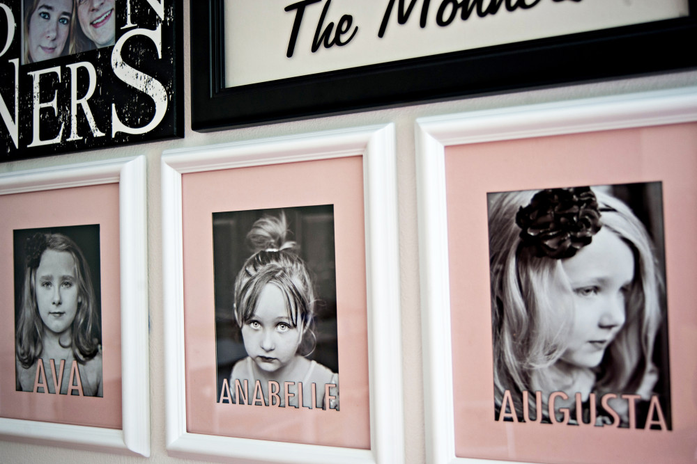 04_Make_a_Photo_Gallery_Wall_in_Your_Home