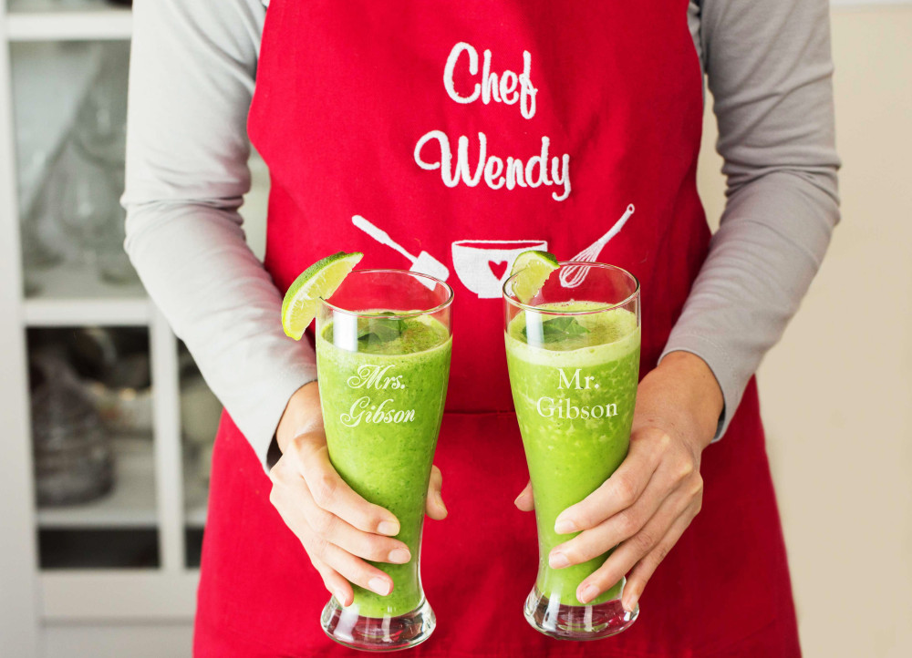 green smoothies in glasses with lime