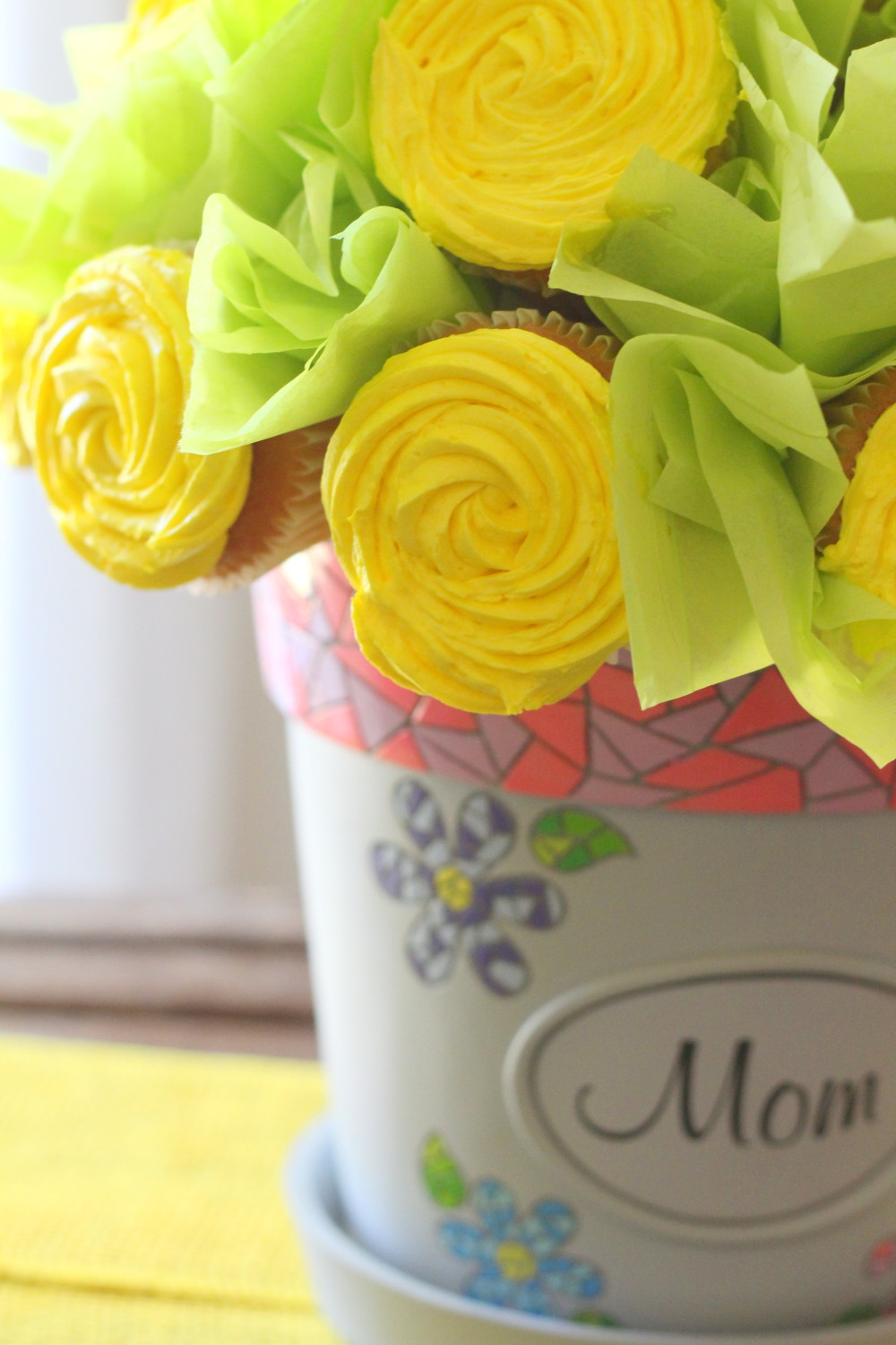 DIY Cupcake Bouquet for Mother's Day 6