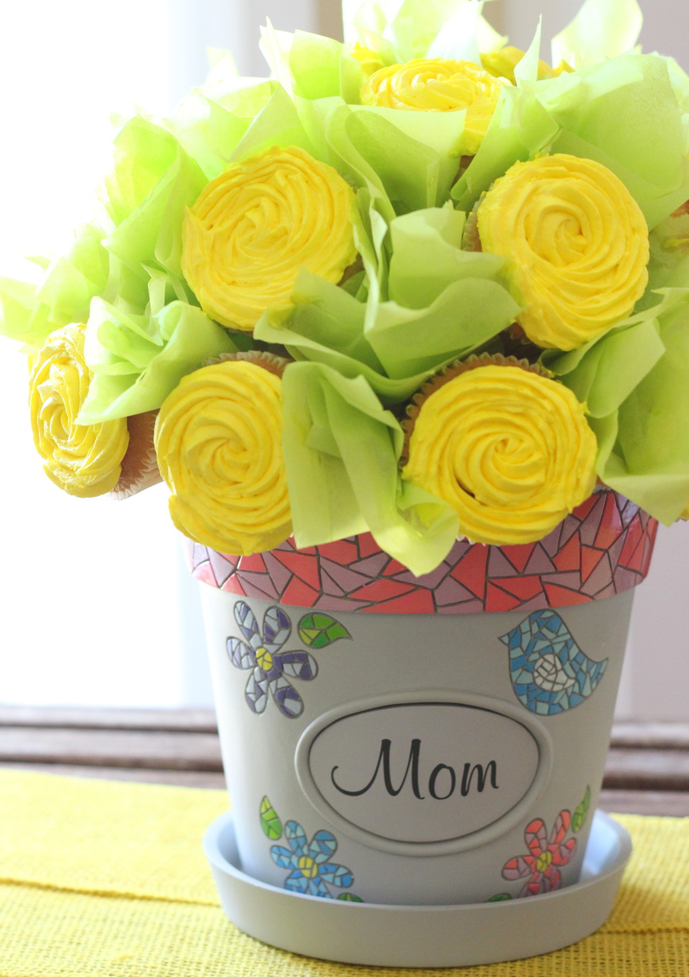 DIY Cupcake Bouquet for Mother's Day 7