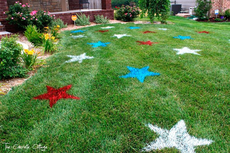 4th of July lawn stars