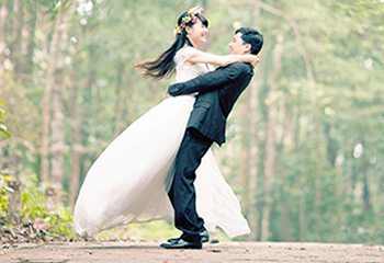 16 Wedding Traditions and Their Origins