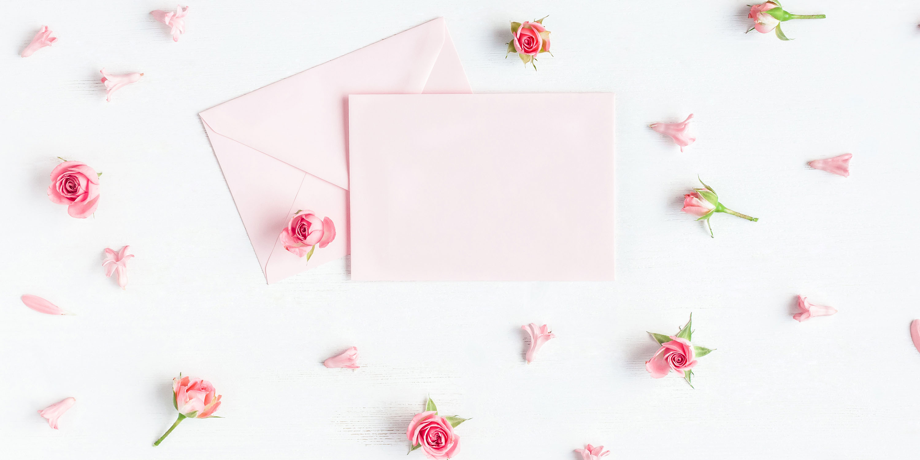 What To Write In a Wedding Card: Guide + Wedding Wishes