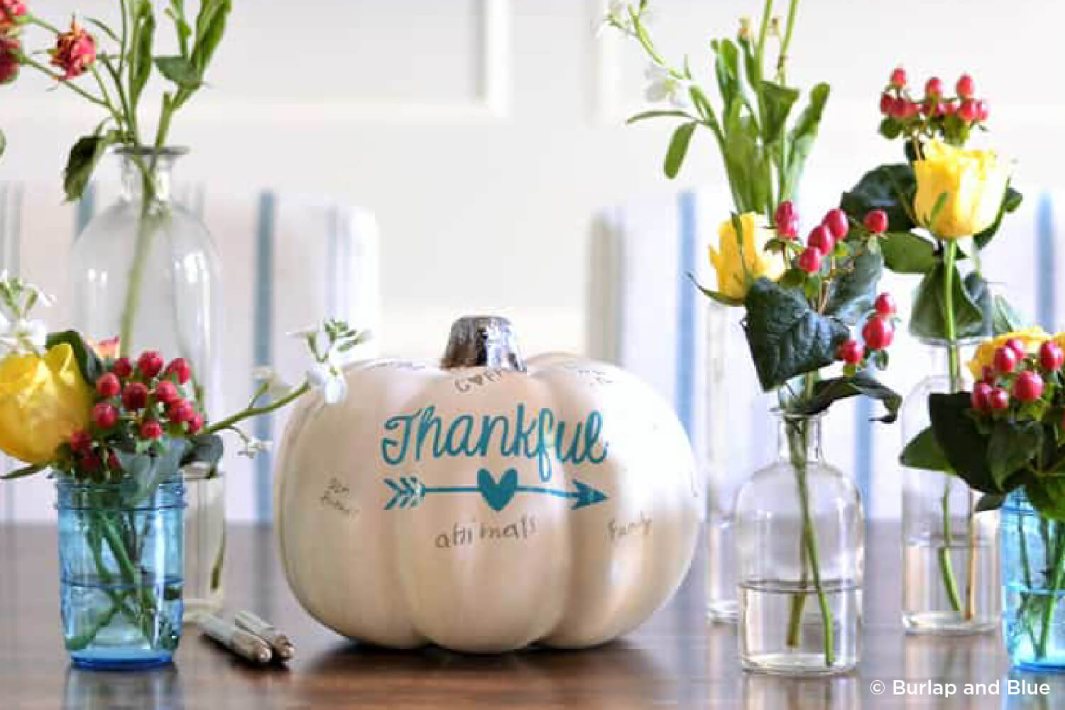 pumpkin that says thankful