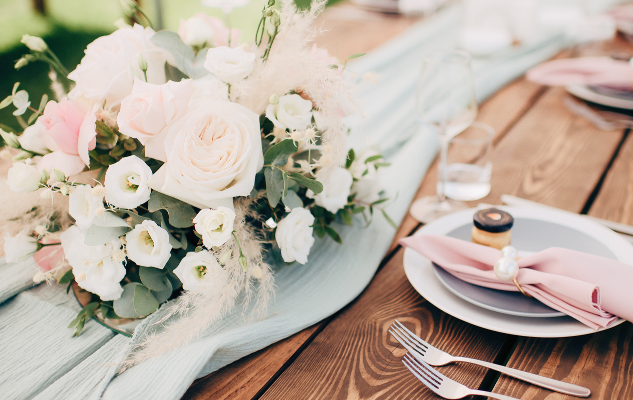 Wedding Reception Timeline: A Step-by-Step Order of Events
